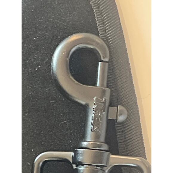 Sale!! Y2k Targus Laptop / Messenger Bag
16”x 12” x 4 aprox sale!! - Picture 14 of 17